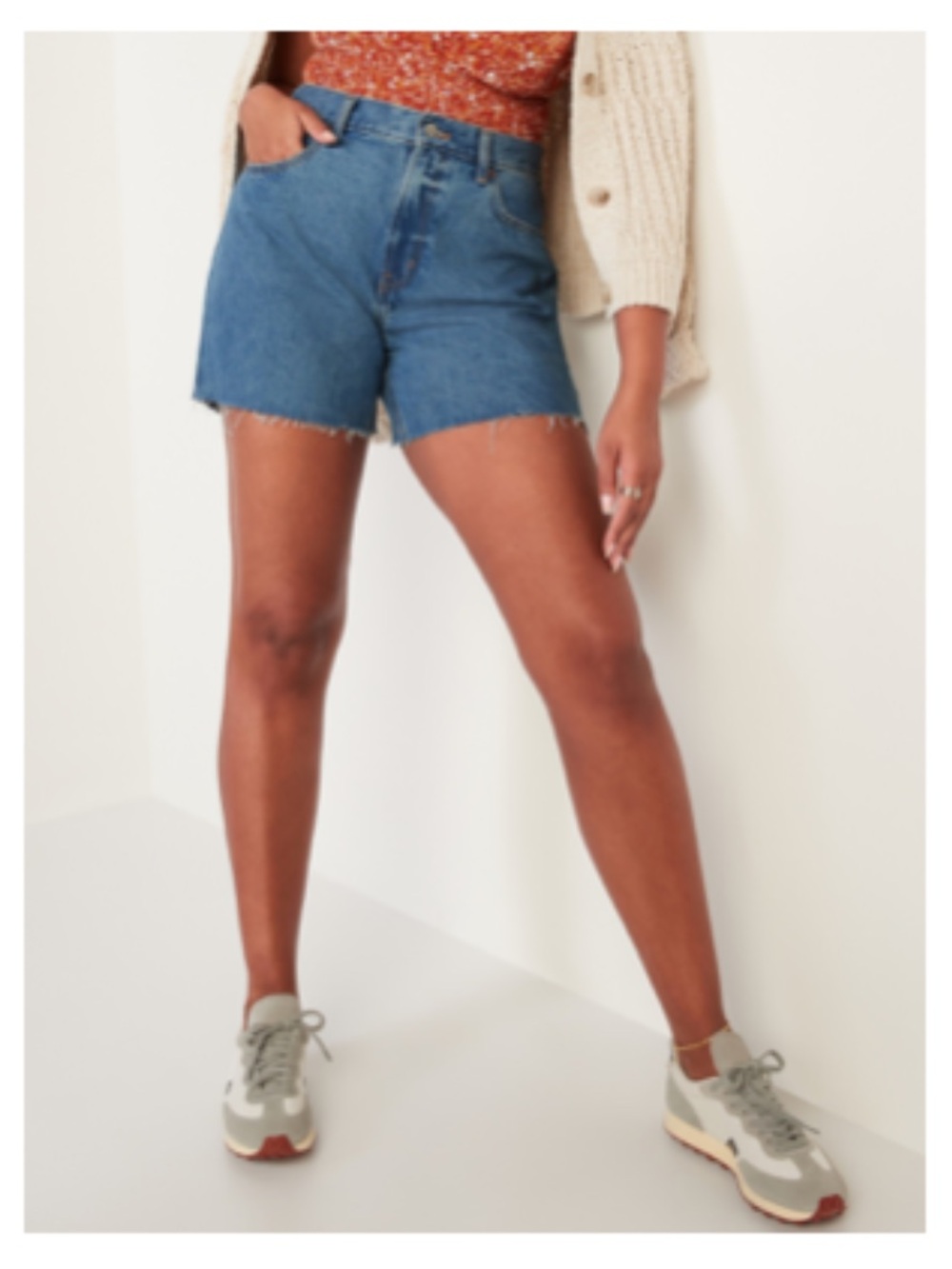 Old Navy High-Waisted Slouchy Straight Cut-Off Jean Shorts Size 16 NWT